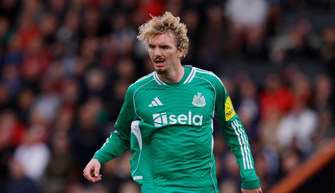 狼队对阵伯恩茅斯